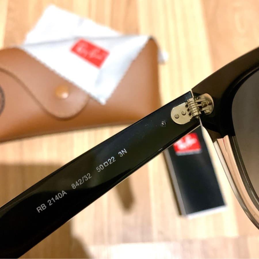 Gambar dari Kacamata Original Rayban RB2140 Wayfarrer Two Tone Limited Edition