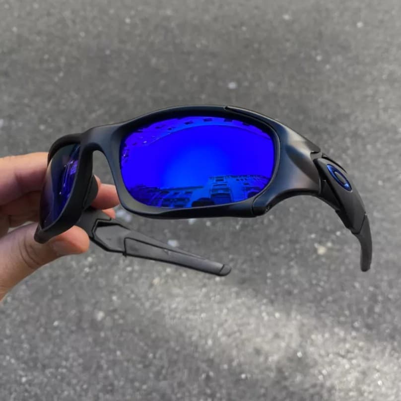 Gambar dari Oakley Pit Boss II Sunglasses Matte Black Frame Polarized Deep Blue Lenses