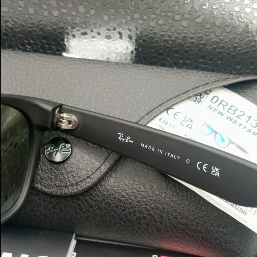 Gambar dari Kacamata Original Rayban RB2132 New Wayfarer Black Blue