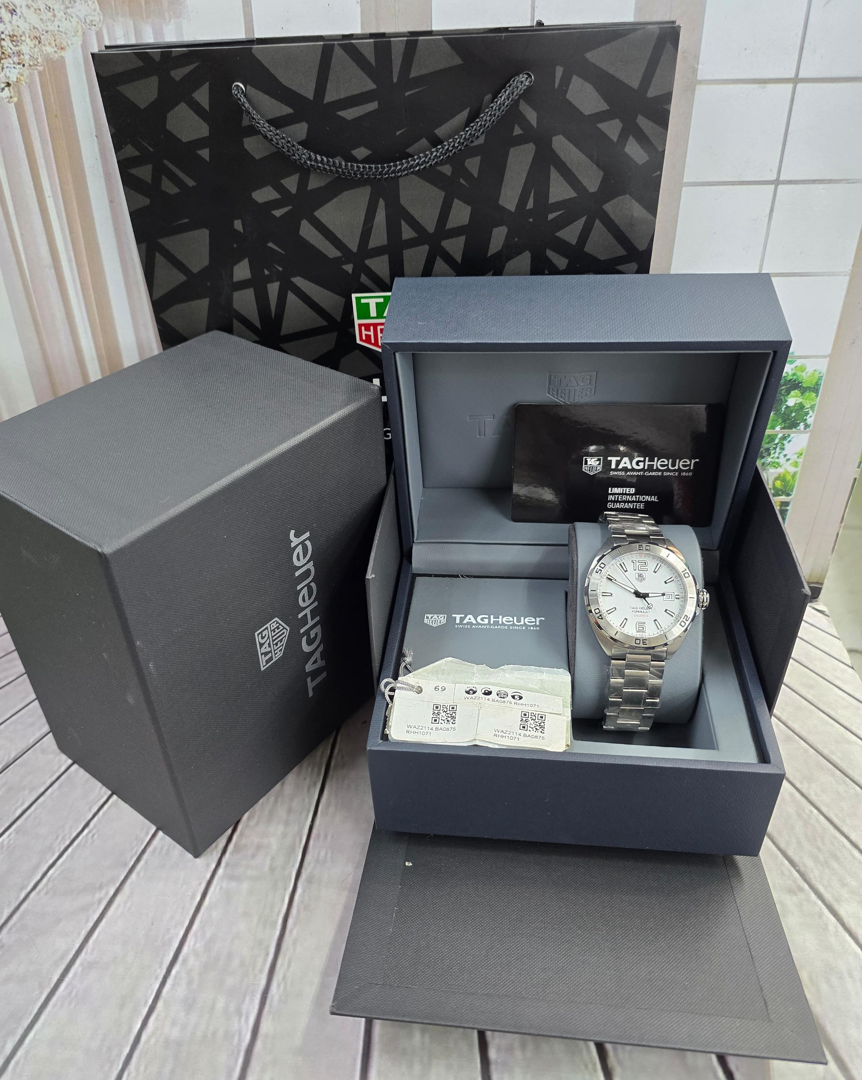 Gambar dari Tag Heuer Formula 1 Calibre 5 WAZ2114.BA0875 Automatic White Dial