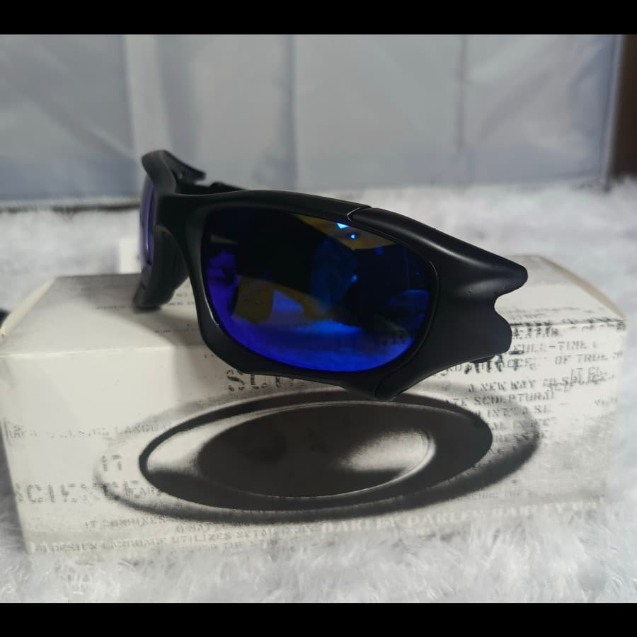 Gambar dari Oakley Pit Boss II Sunglasses Matte Black Frame Polarized Deep Blue Lenses