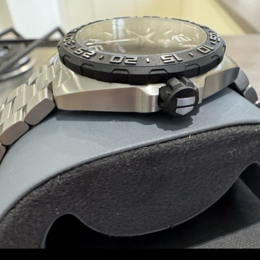 Gambar dari Tag Heuer Formula 1 WAZ1110.BA0875 Men's Black Watch