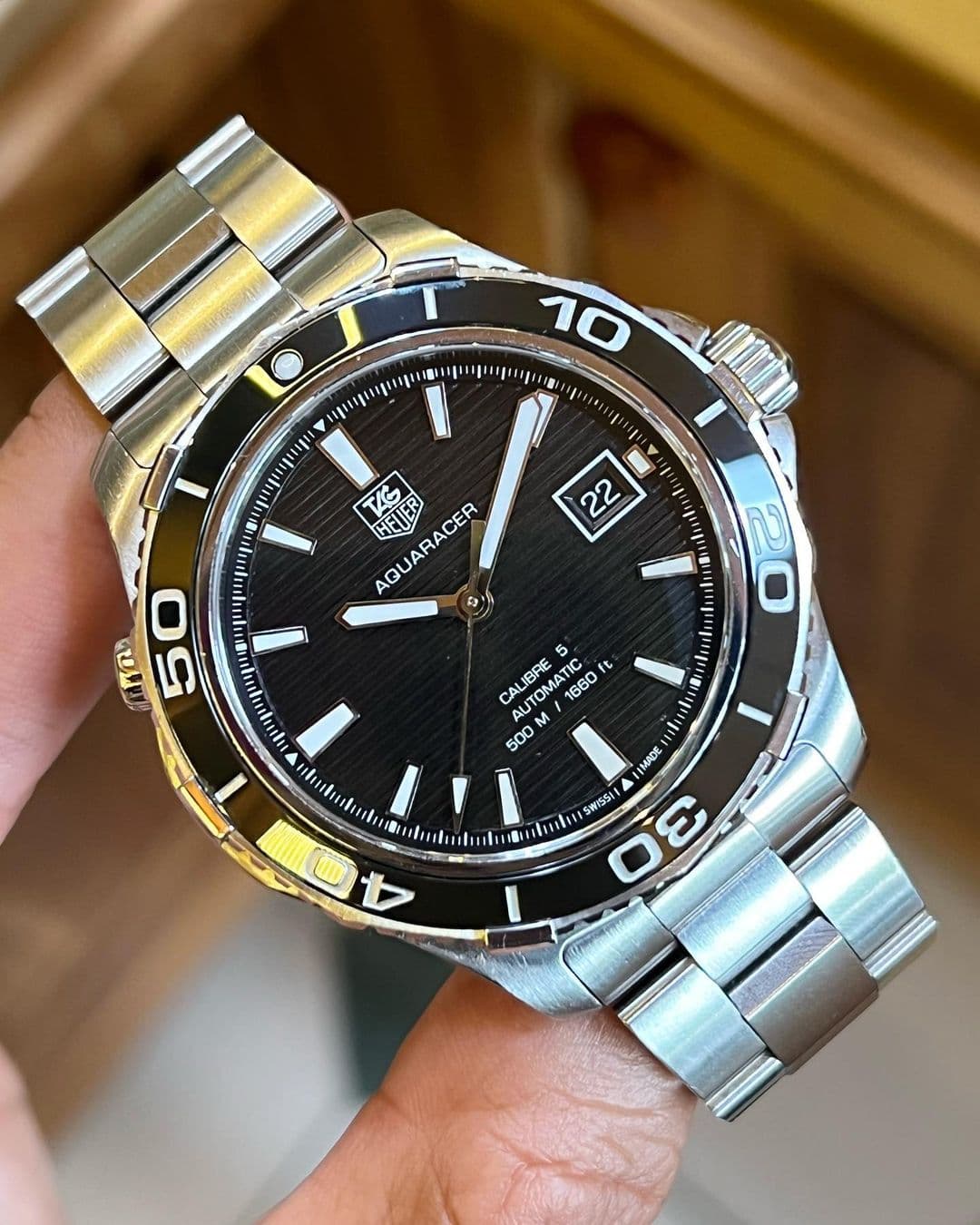 Gambar dari Tag Heuer Aquaracer WAK2110.BA0830 Calibre 5 Automatic Ceramic Black Dial