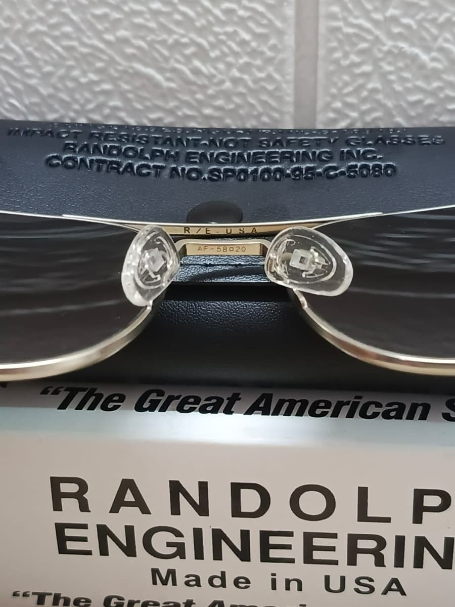 Gambar dari Kacamata Original Sunglasses Randolph Engineering Predator Pilot Silver