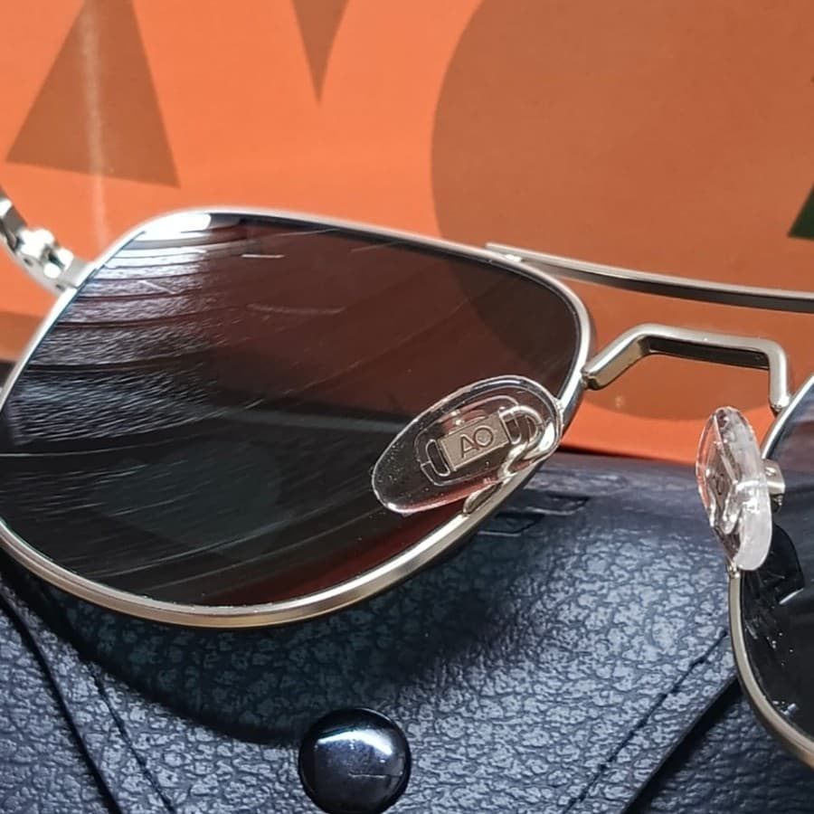 Gambar dari Kacamata Original American Optical (AO) Eyewear Model Pilot Frame Silver