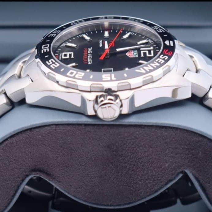 Gambar dari Tag Heuer Formula 1 WAZ1012.BA0883 Aston Senna Black Dial Watch