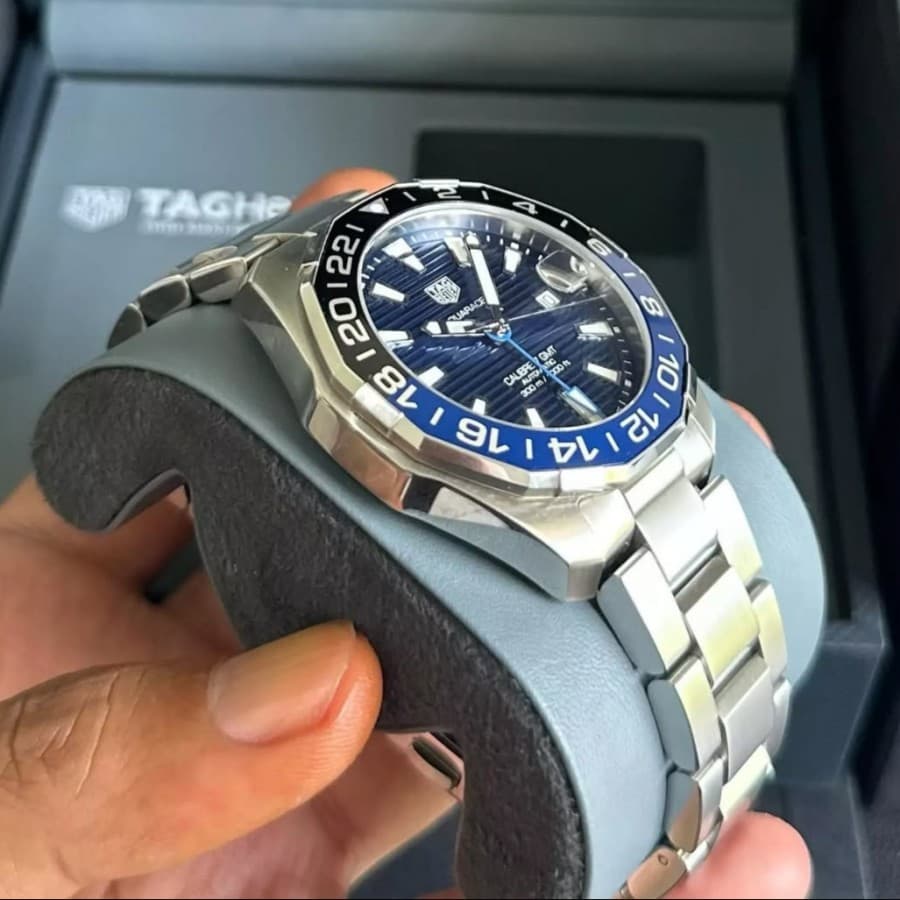 Gambar dari Tag Heuer Aquaracer Calibre 7 GMT Batman WAY201T Mens Watch