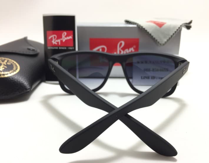 Gambar dari Kacamata Original Rayban RB4165 Wayfarer Justin (lensa hitam grey)