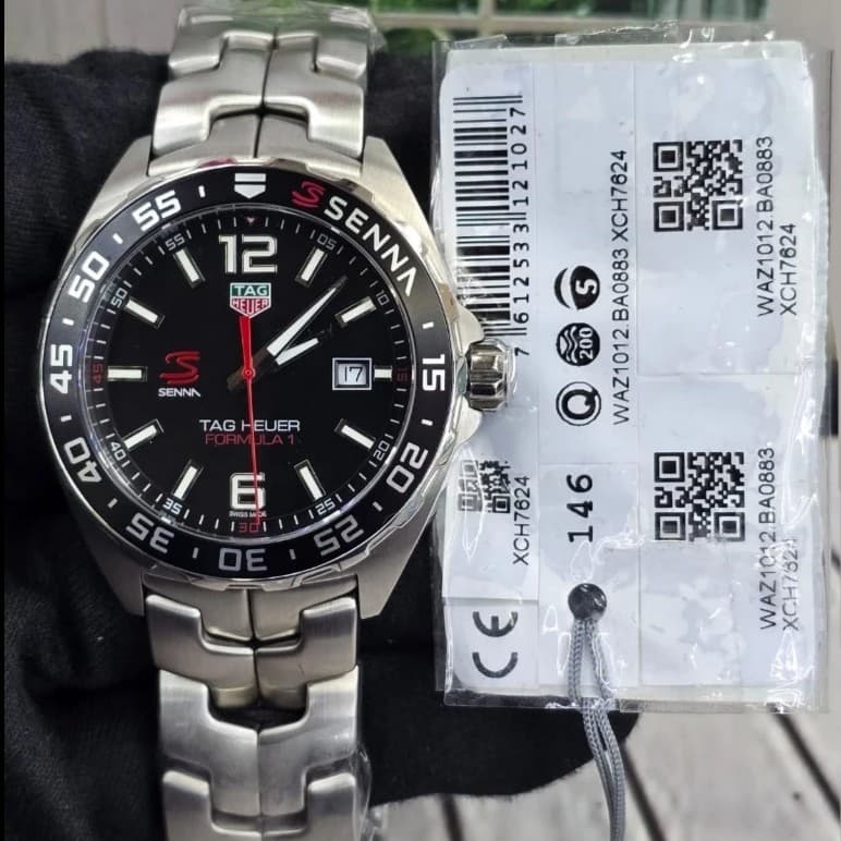 Gambar dari Tag Heuer Formula 1 WAZ1012.BA0883 Aston Senna Black Dial Watch